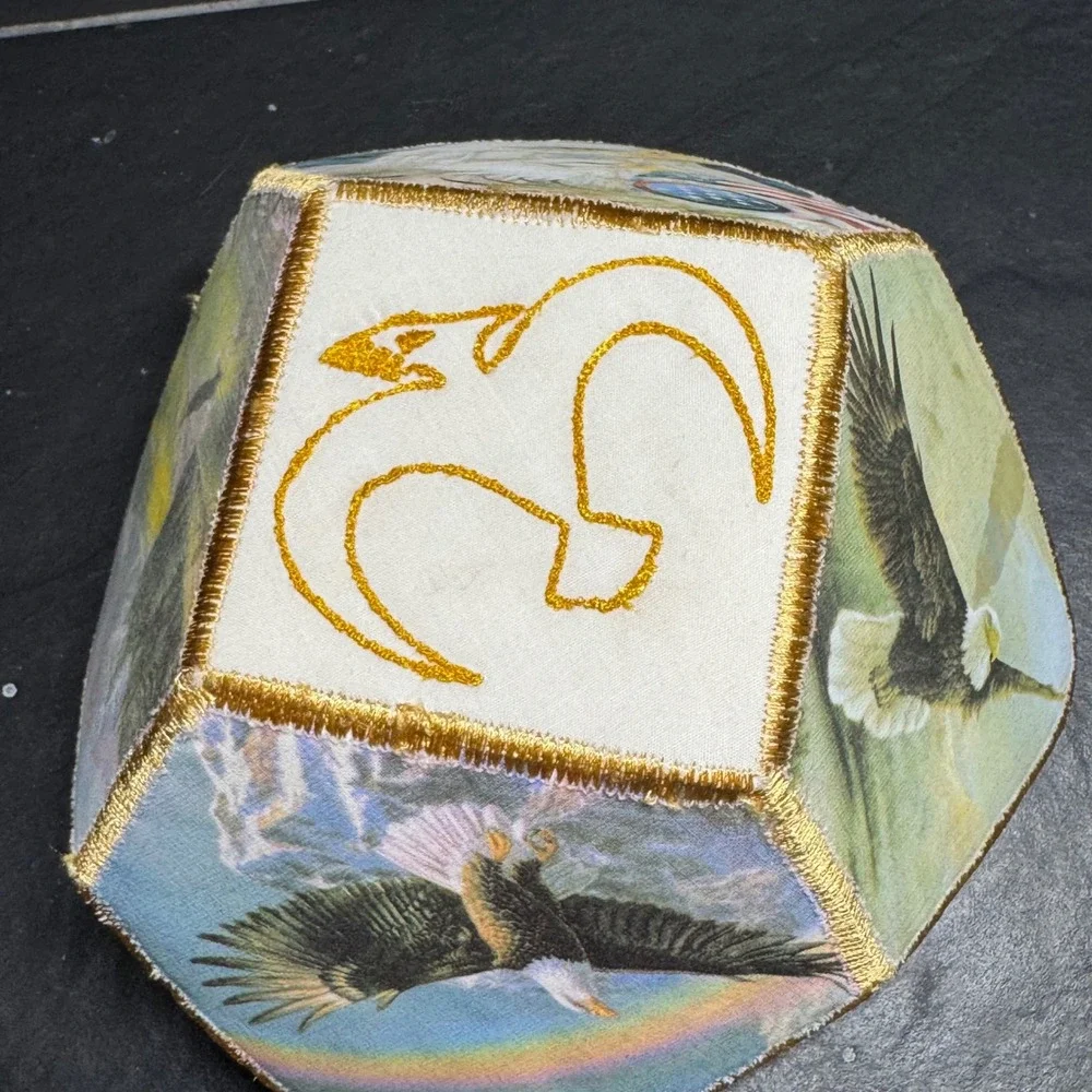 Vtg Native Southwest Fabric Trinket Bowl Wolves Eagles‎ Dreamcatcher Gold Indian